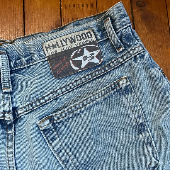 Women’s Mom short - Picture 4 of 6